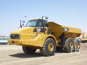 212- CAT00740HB1P06443